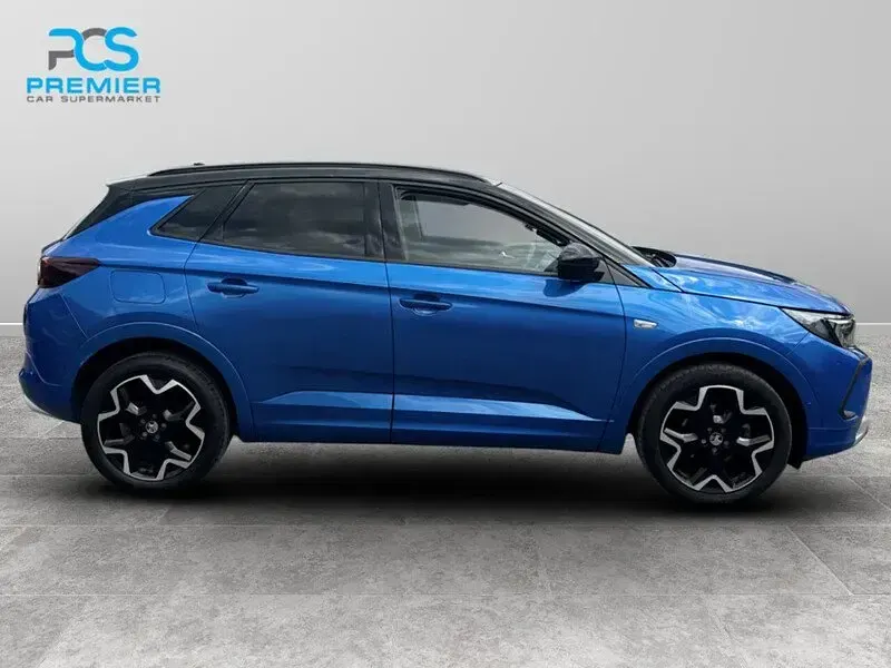 Used Vauxhall Grandland X Ultimate 128 HP (94 kW) 2022 Cobalt blue (tricoat premium metallic p SUV