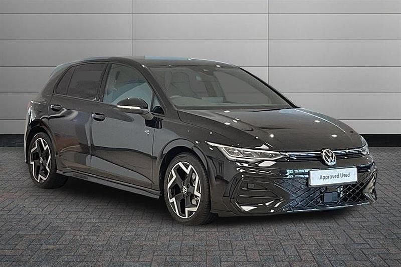 Used VW Golf VIII R-line 150 HP (110 kW) 2025 Grenadilla black Hatchback
