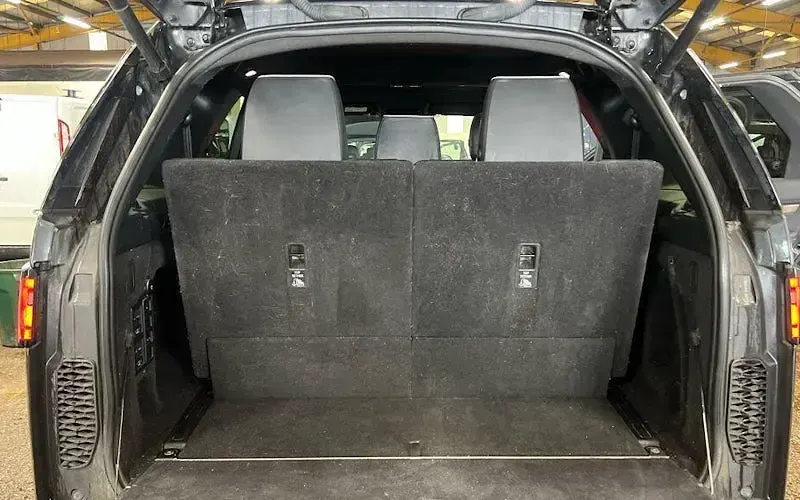 Used Land Rover Discovery HSE 306 HP (225 kW) 2020 Grey SUV