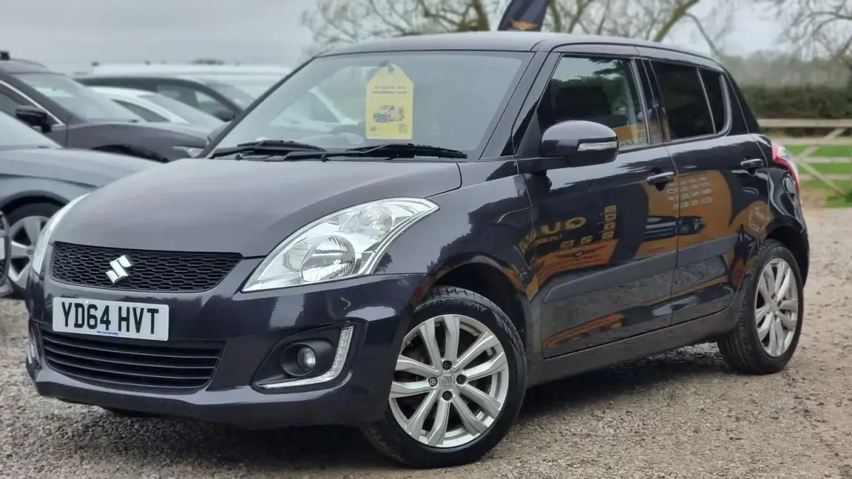 Usado Suzuki Swift SZ4 94 HP (69 kW) 2014 Cinzento Citadino