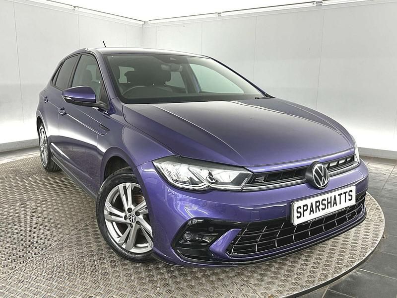 Used VW Polo R-line 95 HP (69 kW) 2023 Mauve/purple Hatchback