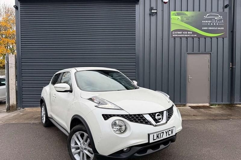 White Used 2017 Nissan Juke N-Connecta SUV | £10,990 (Expensive) - Image 1/1