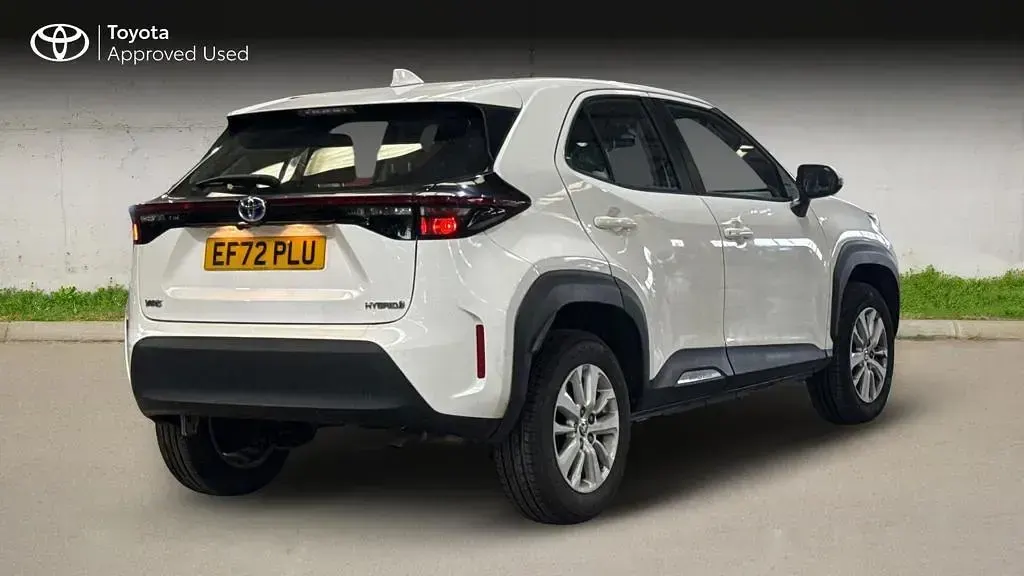 Used Toyota Yaris Cross 2022 White SUV