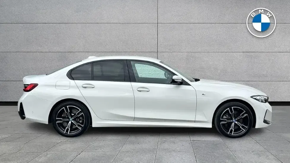 Used BMW 330 M Sport 288 HP (211 kW) 2024 White