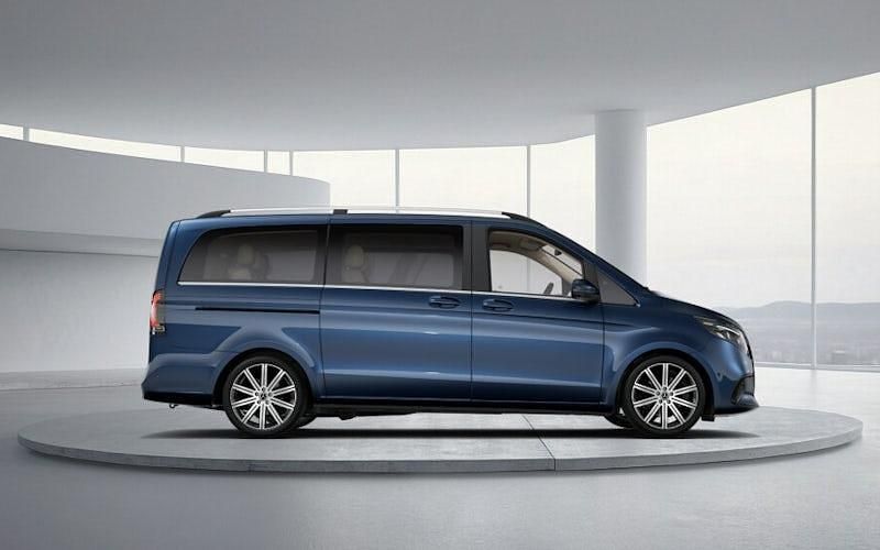 New Mercedes V300 Premium 237 HP (174 kW) 2025 MPV