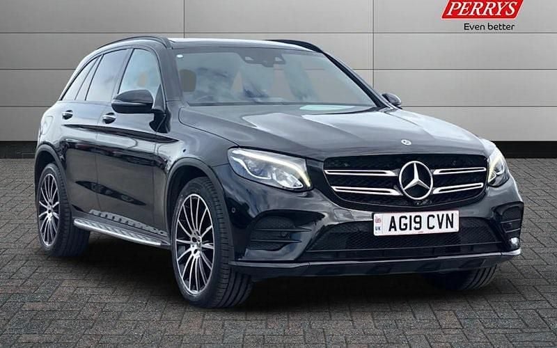 Used 2019 Mercedes GLC250 AMG Estate | £20,990 (Fair price) - Image 1/3