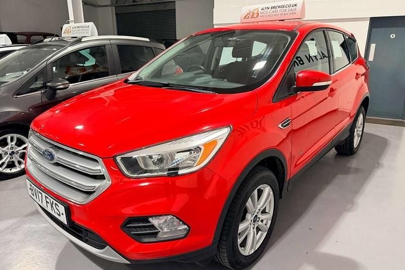 Used Ford Kuga Zetec 182 HP (133 kW) 2017 Red SUV