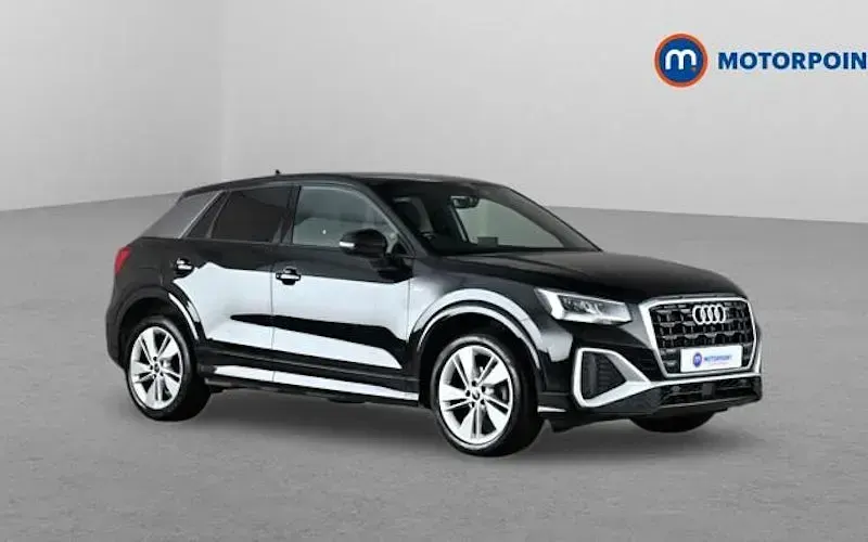 Used Audi Q2 S-Line 110 HP (80 kW) 2024 SUV