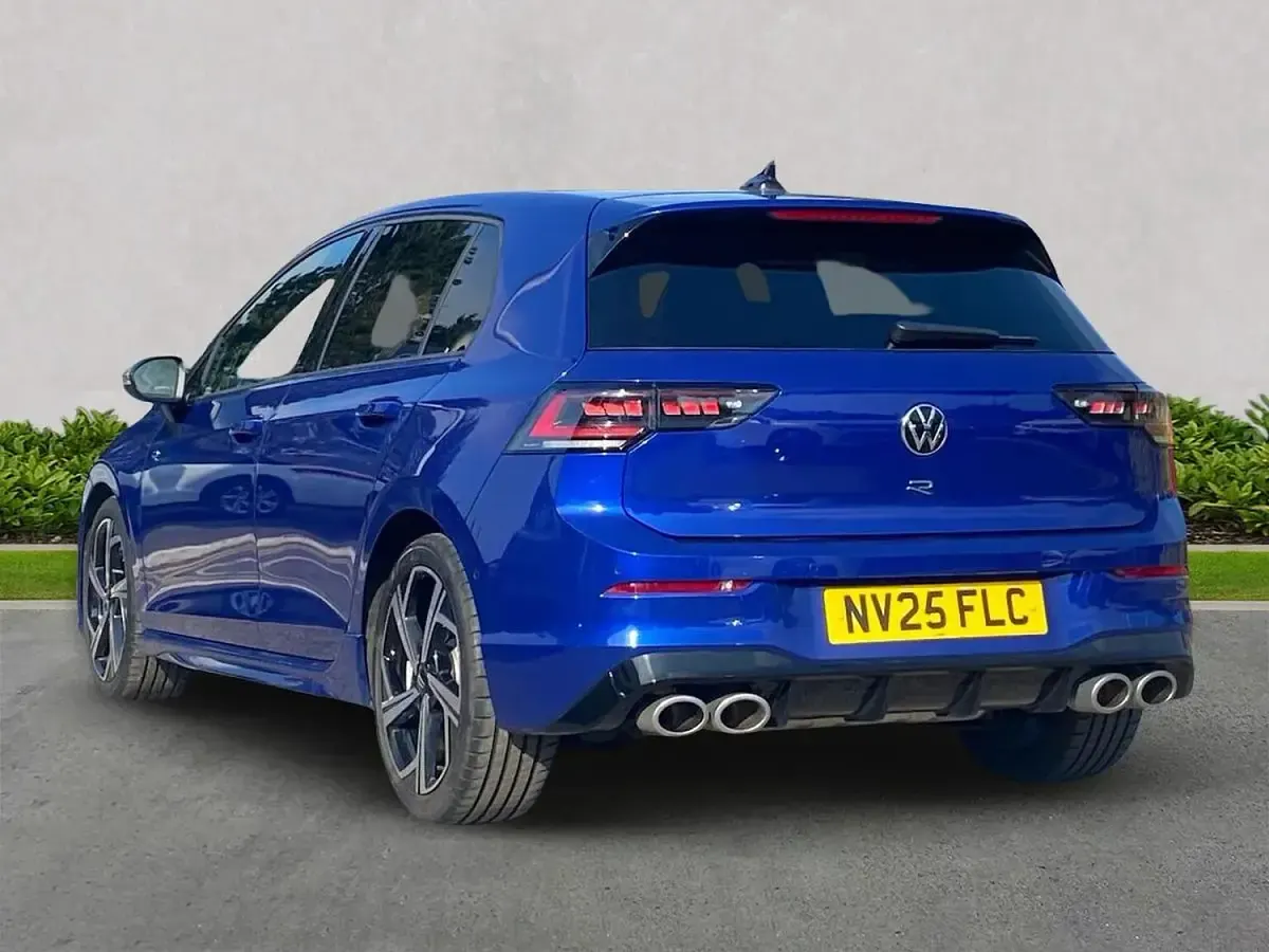 Used VW Golf VIII R 333 HP (244 kW) 2025 Blue Hatchback