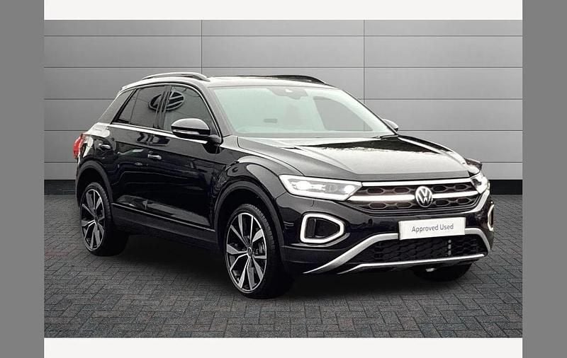 New VW T-Roc Design 150 HP (110 kW) 2026 Grenadilla black SUV