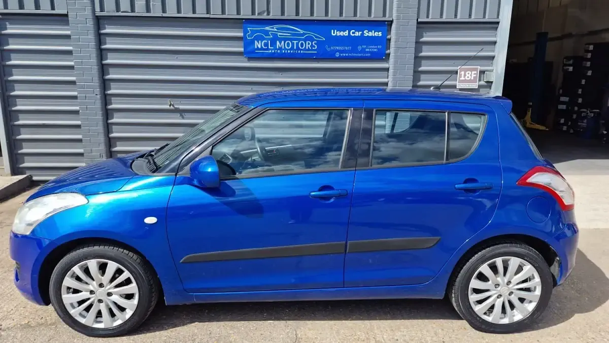 Used Suzuki Swift SZ3 2011 Blue Hatchback