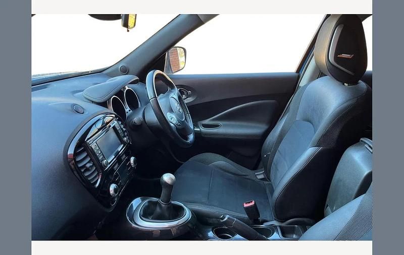 Used Nissan Juke 112 HP (82 kW) 2018 Blue SUV