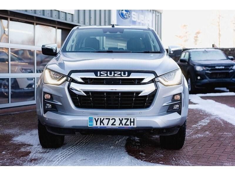 Used Isuzu D-Max 163 HP (119 kW) 2022 Silver Pickup