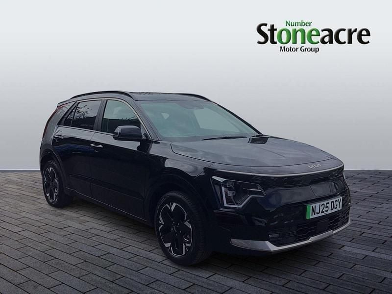Black New 2025 Kia e-Niro 4 SUV | £29,989 (Fair price) - Image 1/2