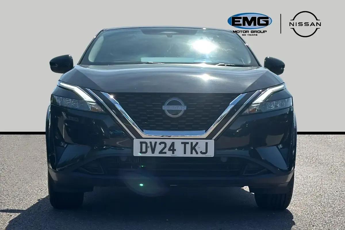 Used Nissan Qashqai Acenta Premium 140 HP (102 kW) 2024 Black SUV