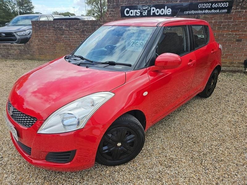 Red Used 2012 Suzuki Swift Hatchback | £2,695 (Fair price) - Image 1/4