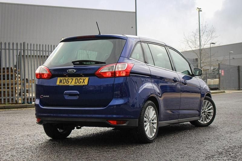 Used Ford Grand C-Max Titanium 120 HP (88 kW) 2018 Blue MPV