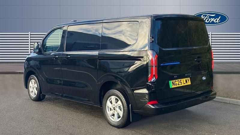 Used Ford Transit Limited 100 kW (136 HP) 2025 Van