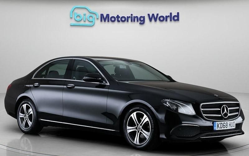 Used Mercedes E200 SE 184 HP (135 kW) 2019 Black Sedan