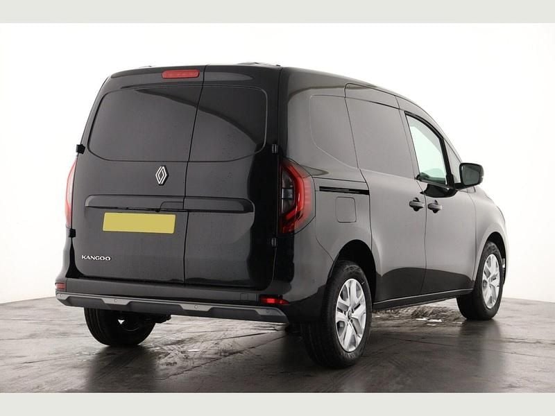 Neu Renault Kangoo 95 PS (69 kW) 2026 Schwarz Van / Kleinbus