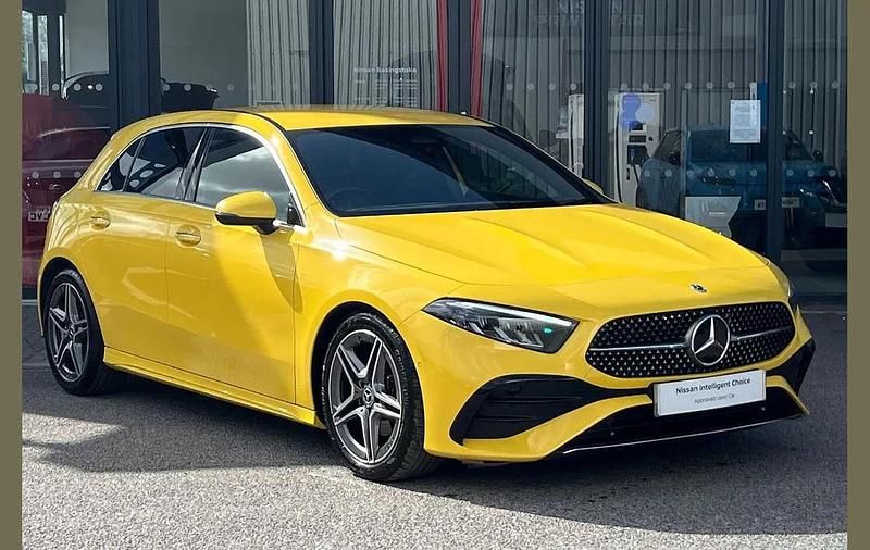 Used Mercedes A180 Executive 134 HP (98 kW) 2023 Yellow Hatchback