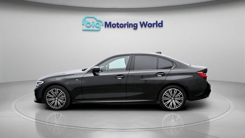 Used BMW 330e M Sport 292 HP (214 kW) 2019 Black Sedan