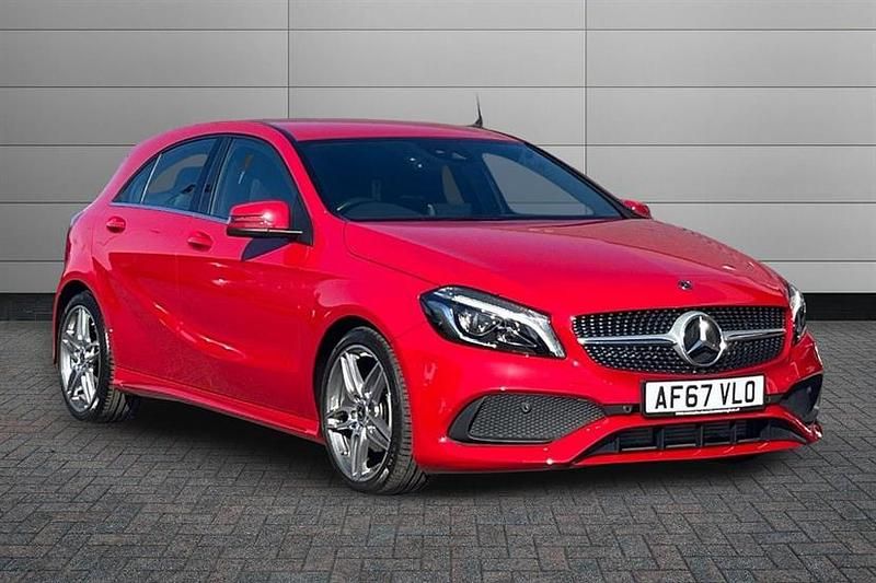 Used Mercedes A180 AMG Line Premium 122 HP (89 kW) 2017 Jupiter red Hatchback