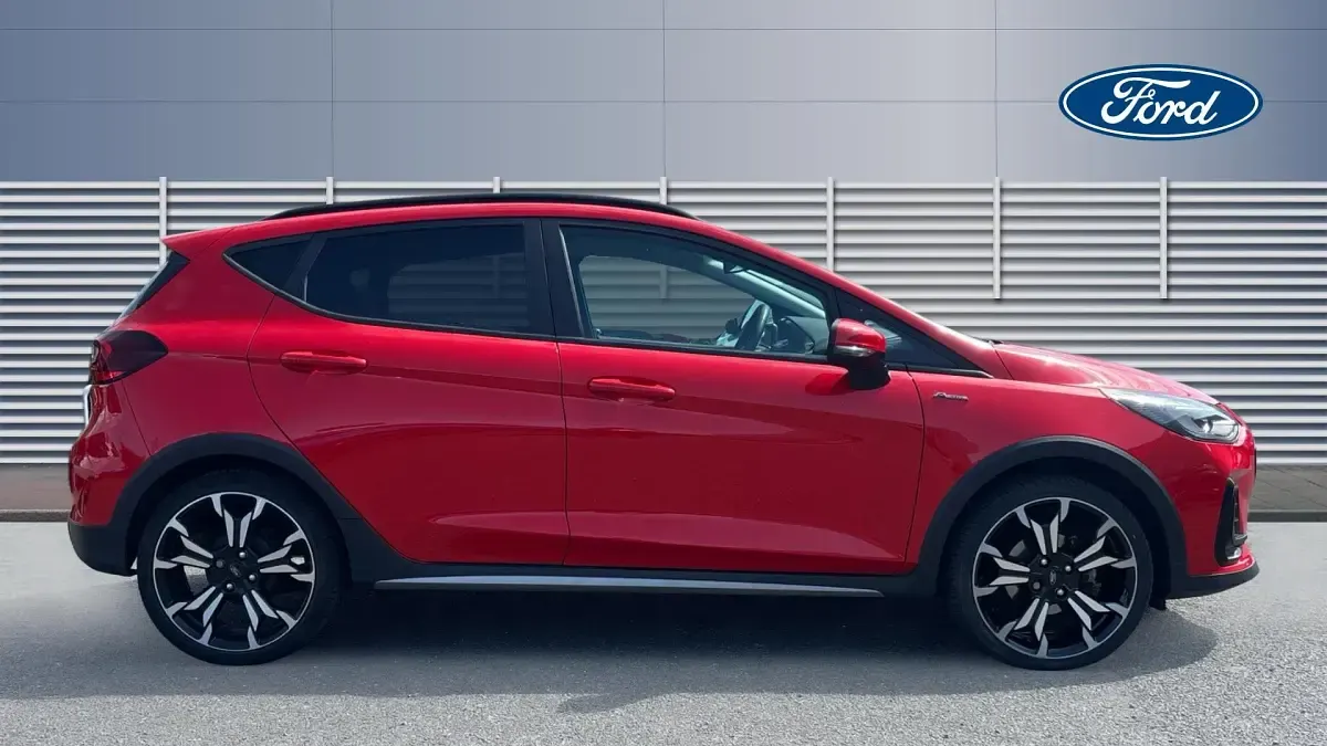 Used Ford Fiesta Active X 101 HP (74 kW) 2023 Red Hatchback