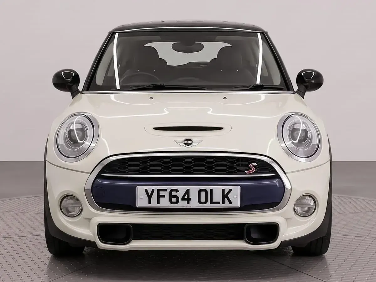Used Mini Cooper S Hatch 170 HP (125 kW) 2015 White Hatchback