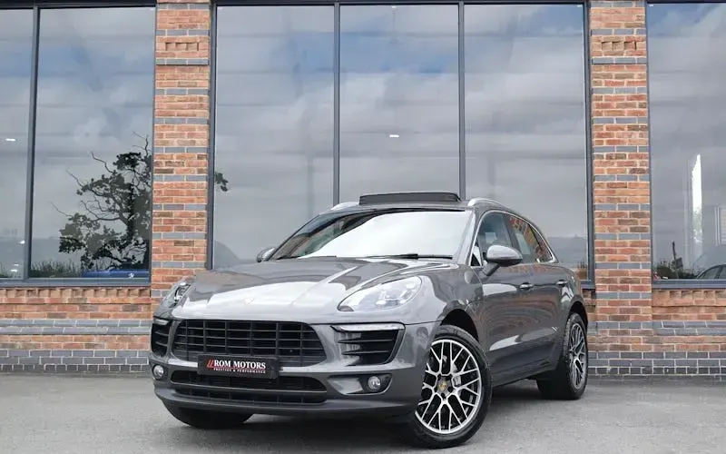 Used Porsche Macan 258 HP (189 kW) 2017 SUV