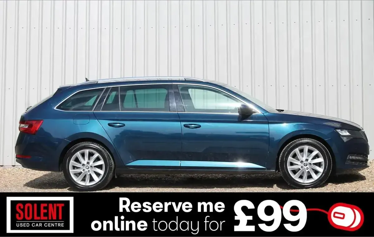 Used Skoda Superb SE Technology 150 HP (110 kW) 2022 Blue Estate