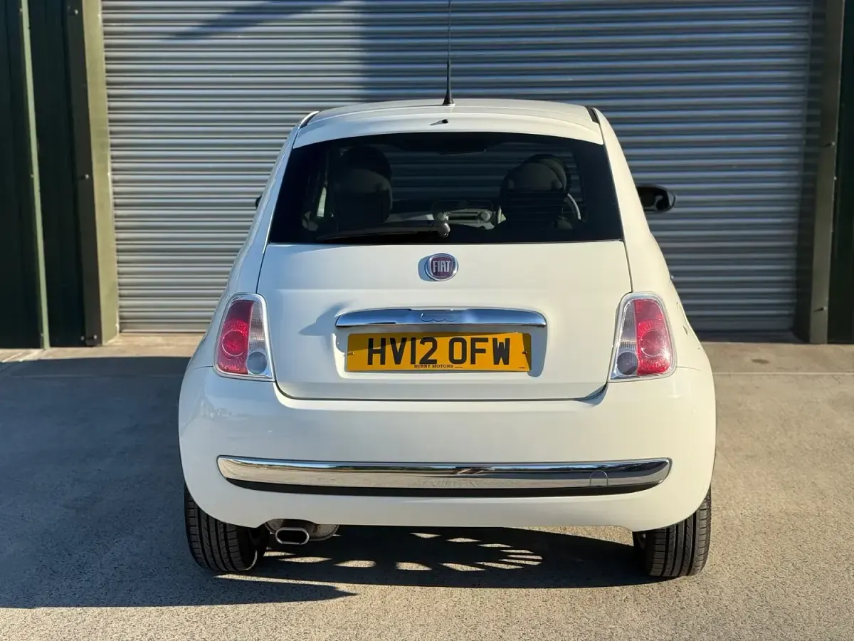 Used Fiat 500 Lounge 69 HP (50 kW) 2012 White Hatchback