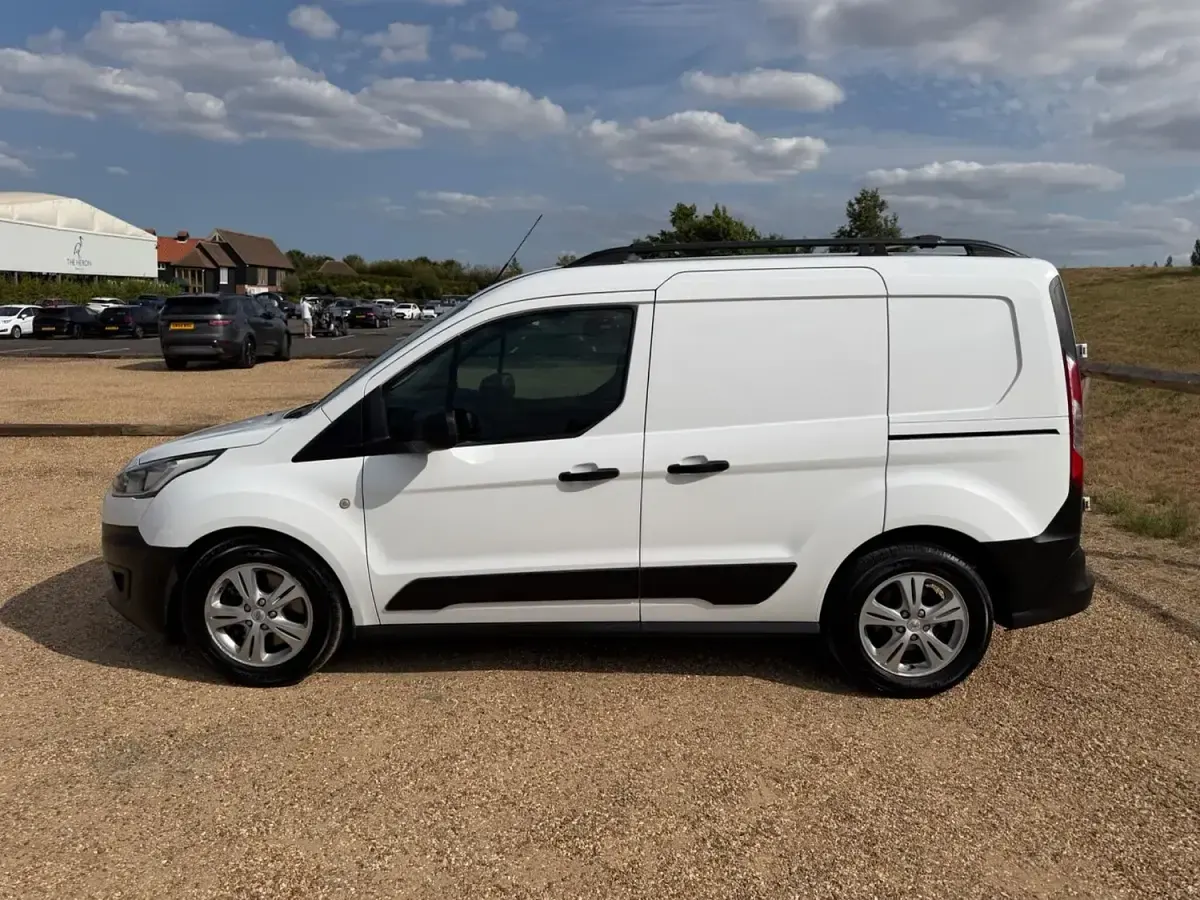 Used Ford Transit 120 HP (88 kW) 2019 White Van