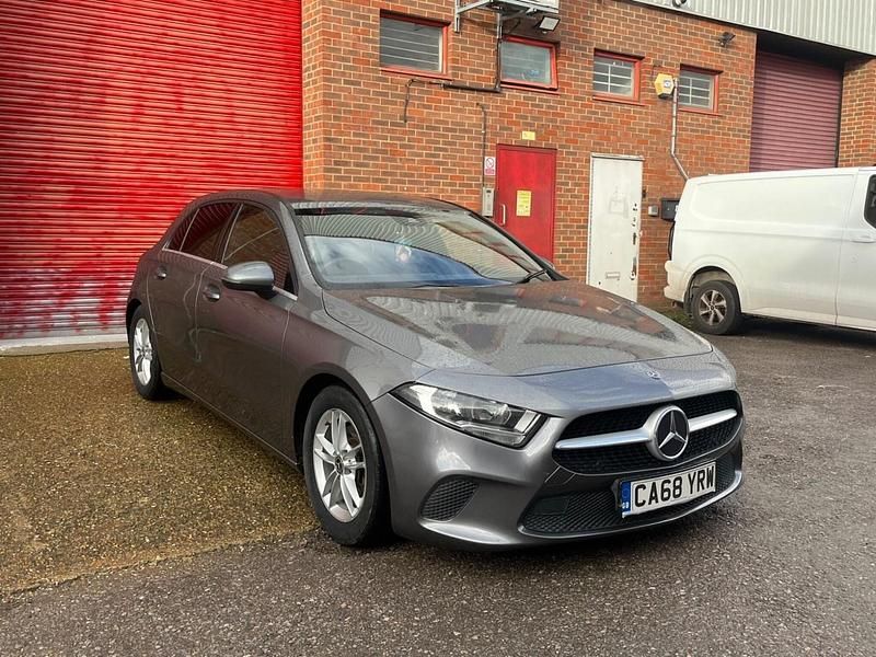 Used Mercedes A180 SE 116 HP (85 kW) 2018 Grey Hatchback