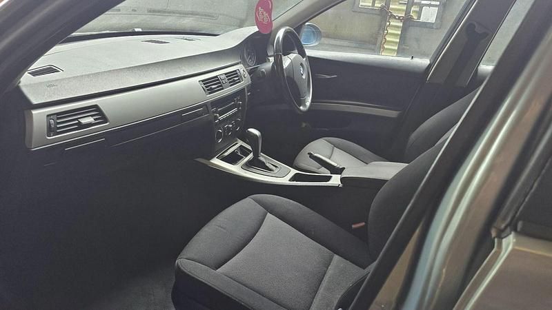 Used BMW 318 2007 Blue Estate