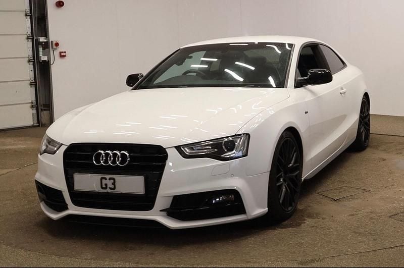 Used Audi A5 Advanced 177 HP (130 kW) 2015 White Coupe