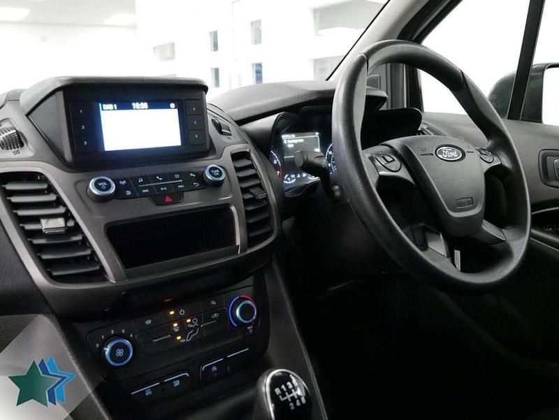 Used Ford Transit Connect Trend 100 HP (73 kW) 2019 Silver MPV