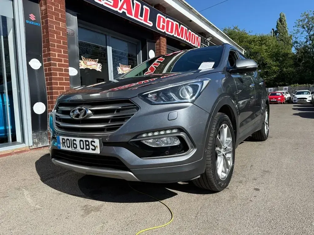 Used Hyundai Santa Fe Premium SE 197 HP (144 kW) 2016 Silver SUV