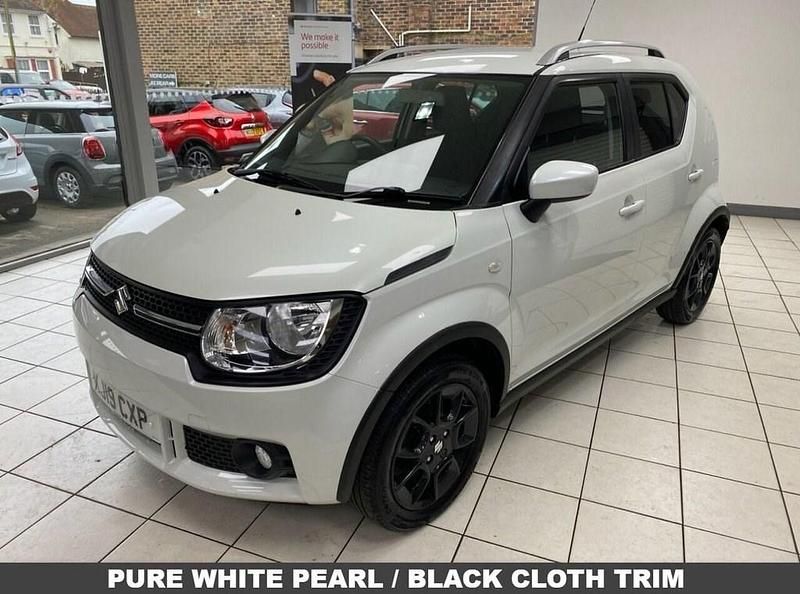 Used Suzuki Ignis SZ-T 90 HP (66 kW) 2019 White SUV