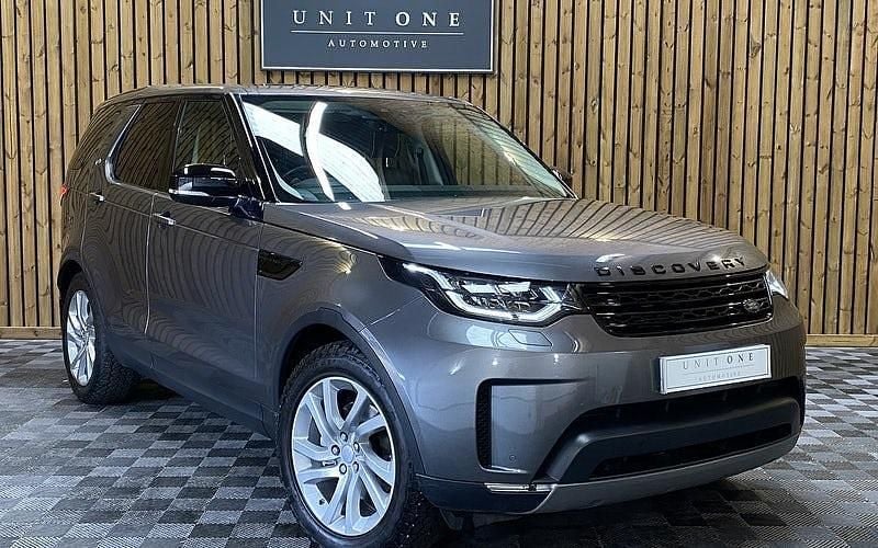 Grey Used 2018 Land Rover Discovery 5 HSE SUV | £26,000 (Good price) - Image 1/3