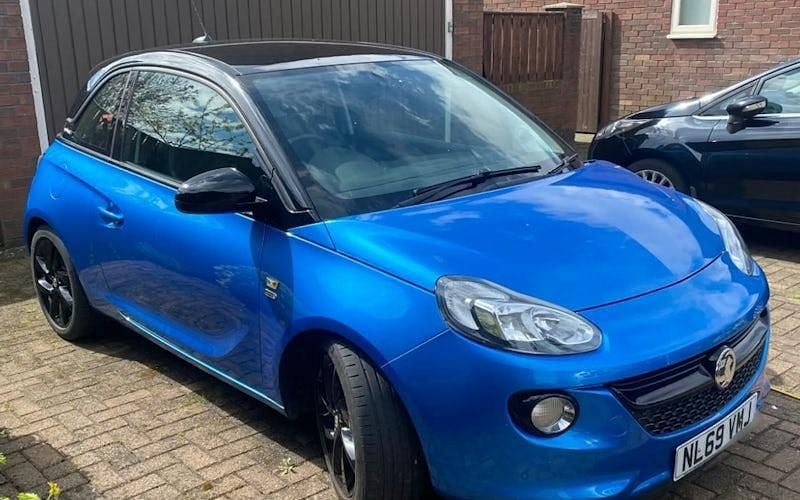 Second-hand Vauxhall Adam 69 CP (50 kW) 2019 Albastru Hatchback