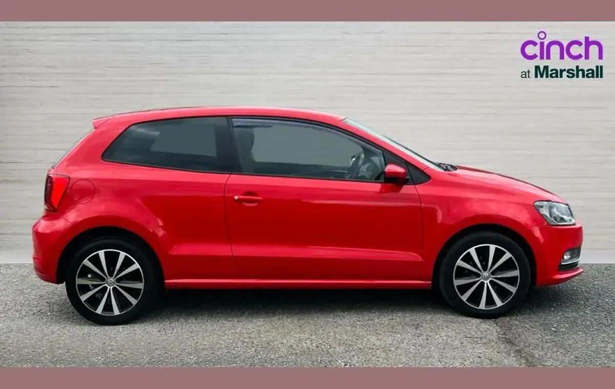 Usado VW Polo Match 88 HP (64 kW) 2016 Vermelho Citadino