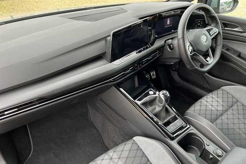 Used VW Golf VIII 130 HP (95 kW) 2022