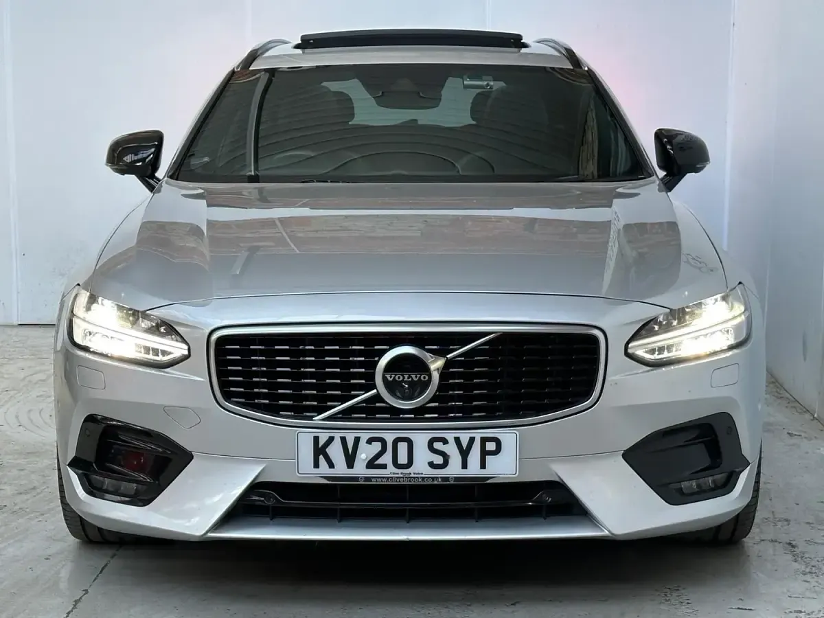 Used Volvo V90 R-Design 2020 Silver Estate