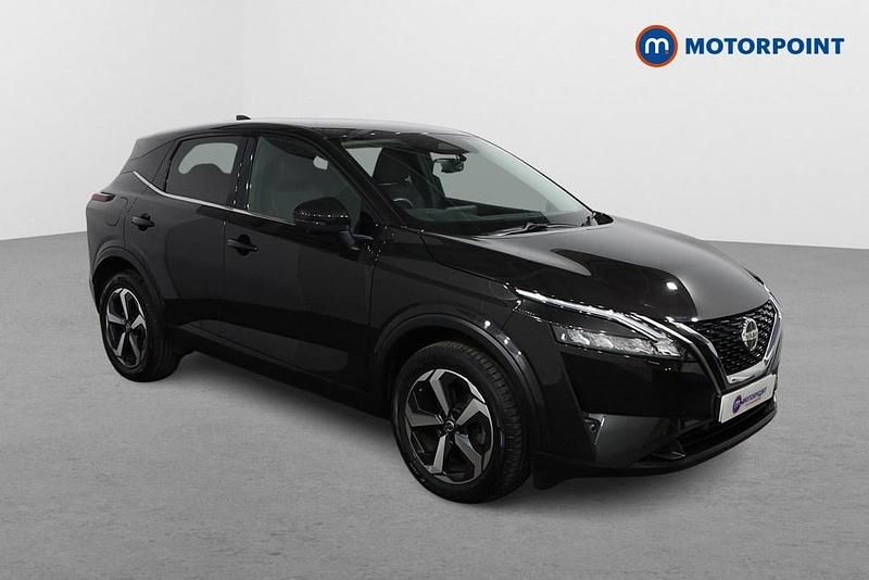 Black Used 2021 Nissan Qashqai N-Connecta SUV | £16,999 (Fair price) - Image 1/4