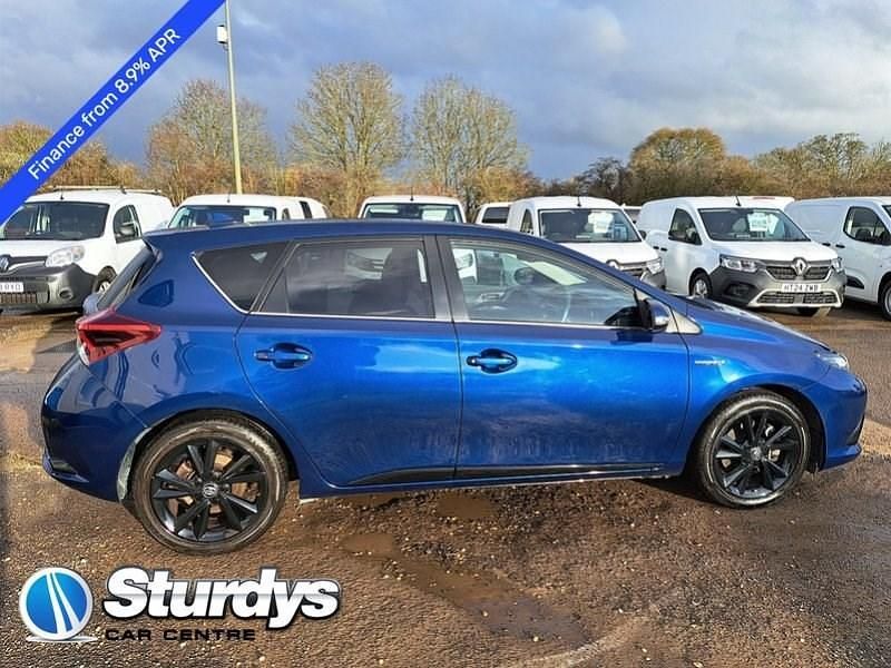 Used Toyota Auris Hybrid Design 2018 Blue Hatchback