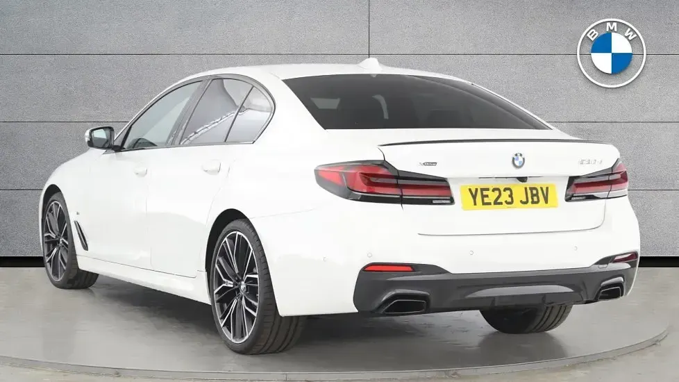 Used BMW 530 M Sport 282 HP (207 kW) 2023 White Sedan