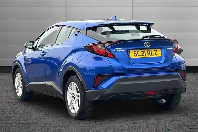 Second-hand Toyota C-HR 122 CP (89 kW) 2021 Albastru SUV