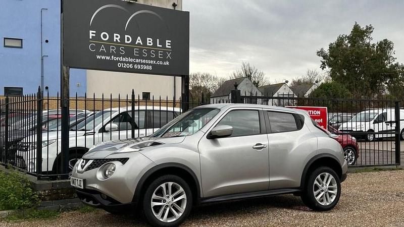 Used Nissan Juke N-Connecta 110 HP (80 kW) 2017 Silver SUV