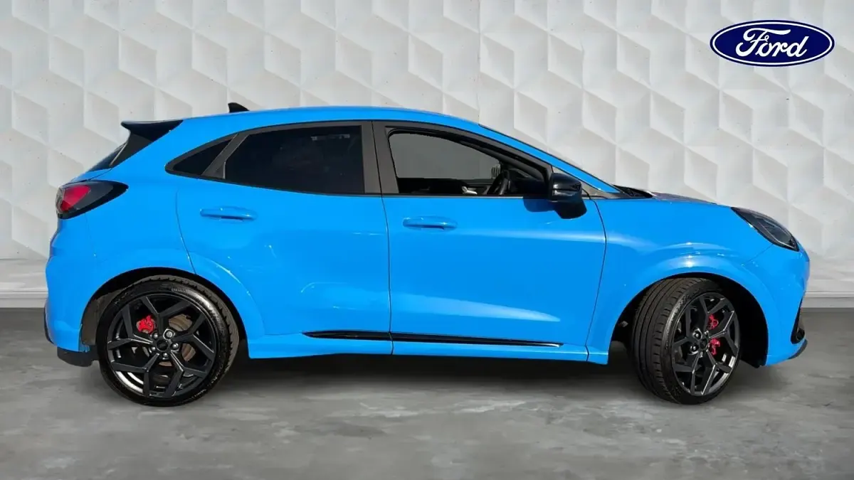 Used Ford Puma ST 168 HP (123 kW) 2023 Blue SUV